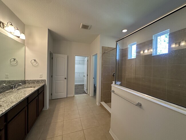 Building Photo - 6836 Trellis Vine Loop