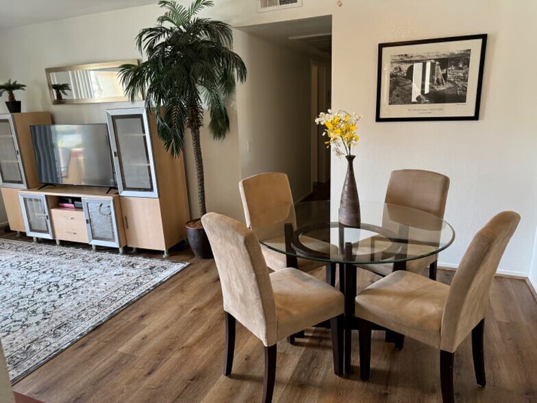 Building Photo - 74800 Sheryl Ave