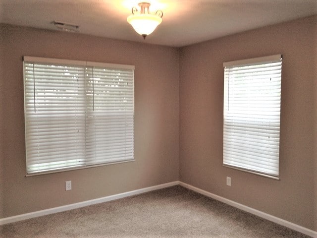 Building Photo - 9255 Heritage Glen Dr