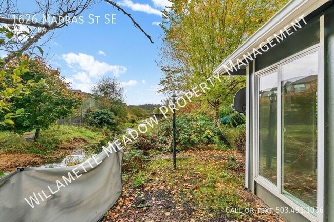 Building Photo - 1626 Madras St SE