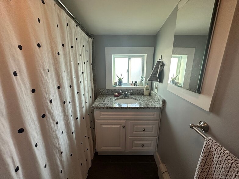 Building Photo - 287 Beacon