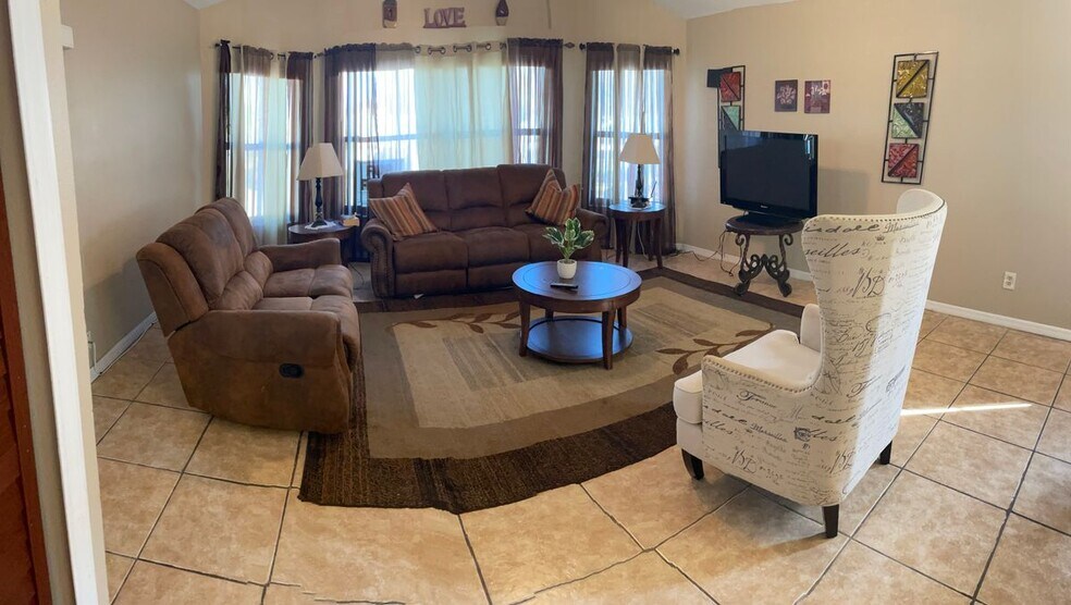 Building Photo - 2734 Rio Grande Trail