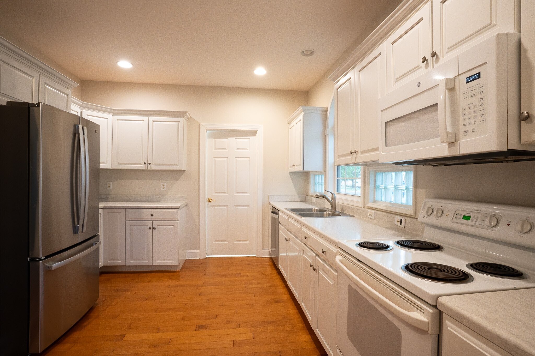 Building Photo - 204 Henrys Mill Dr