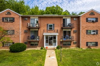 Building Photo - 2811 Parkman Rd NW