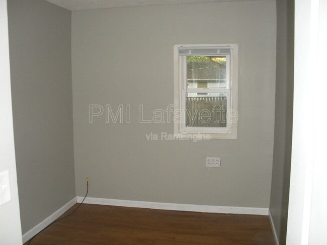 Building Photo - 60 Vicksburg Ln