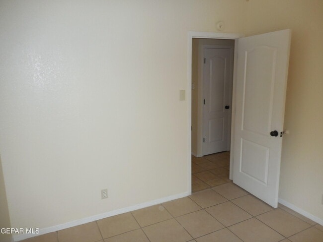 Building Photo - 11629 Kristy Weaver Dr
