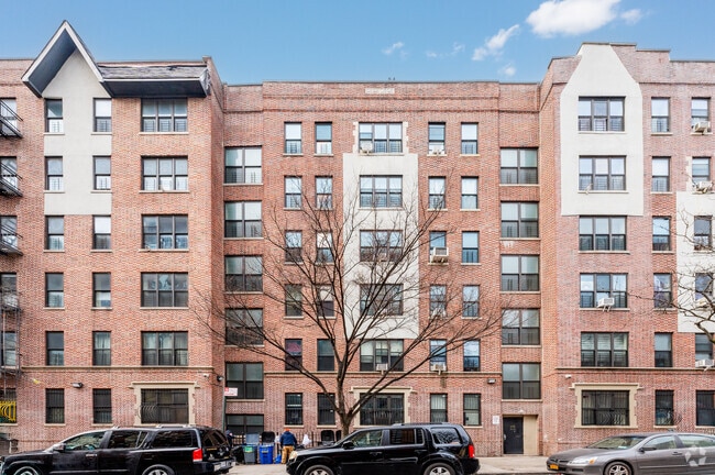 Building Photo - 760 Hunts Point Ave