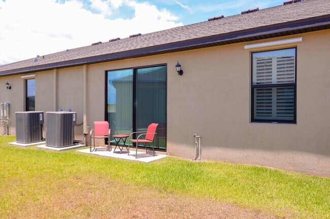 Building Photo - 1618 Merriment Way