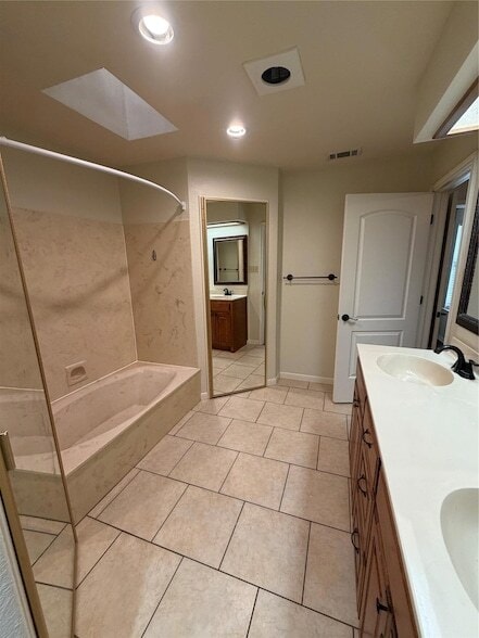 Building Photo - 11810 Rain Forest Cove