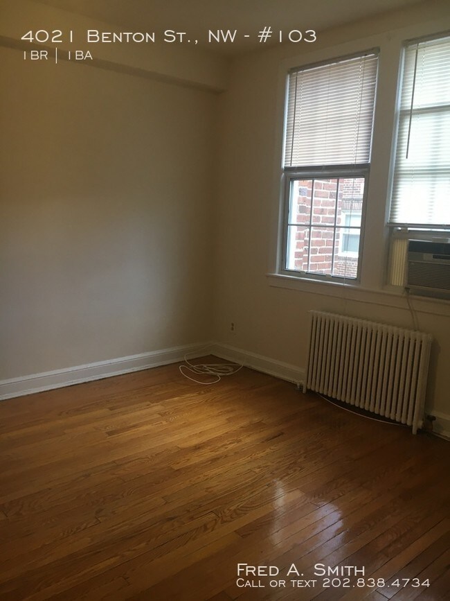 Building Photo - 4021 Benton St NW