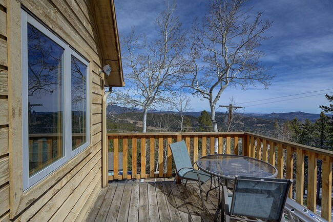 Building Photo - 508 Paiute Rd