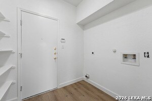 Building Photo - 2429 Angelina Dr