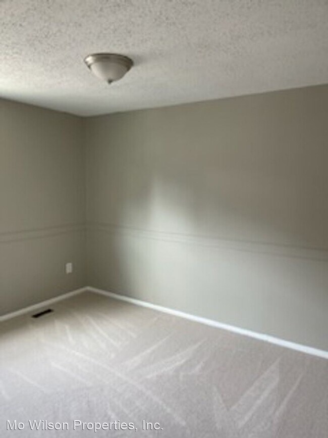 Building Photo - 3 br, 2.5 bath House - 3422 Belfry Lane