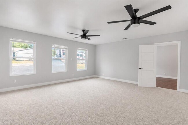 Building Photo - 9706 Cottle Dr