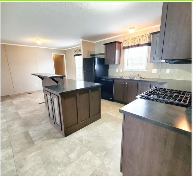 Building Photo - 9576 Mariner Dr