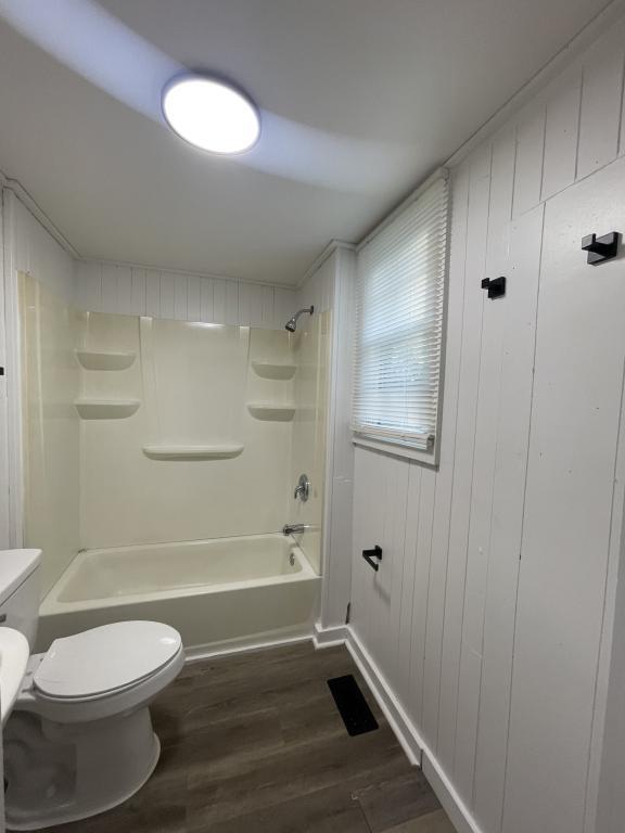 Building Photo - 407 Connecticut Ave