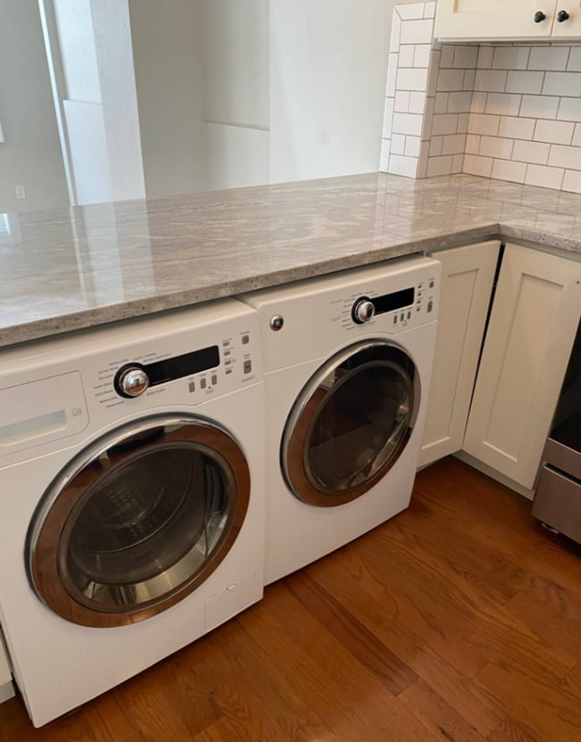 Building Photo - 12 Chel