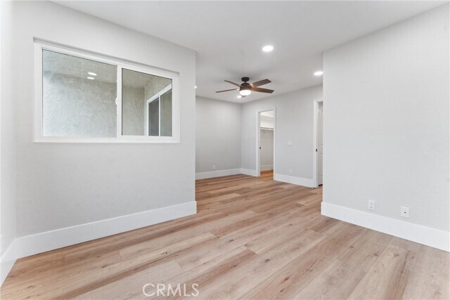 Building Photo - 44 Elksford Ave