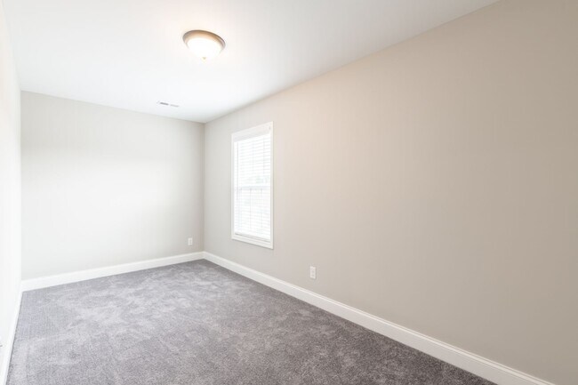 Building Photo - Maryville 37804 - Beautiful Maryville City home for rent! 4 bedroom, 2 bath home - Call Jeremy Lo...