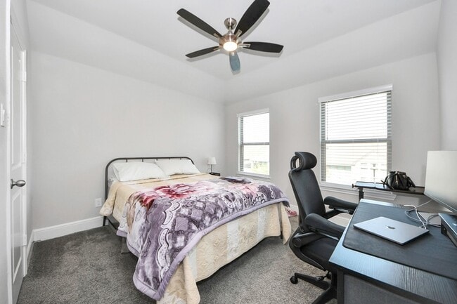 Building Photo - 10514 Rigel Rdg Wy