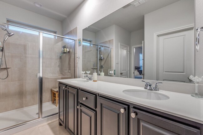 Building Photo - 3315 Celestial Ln