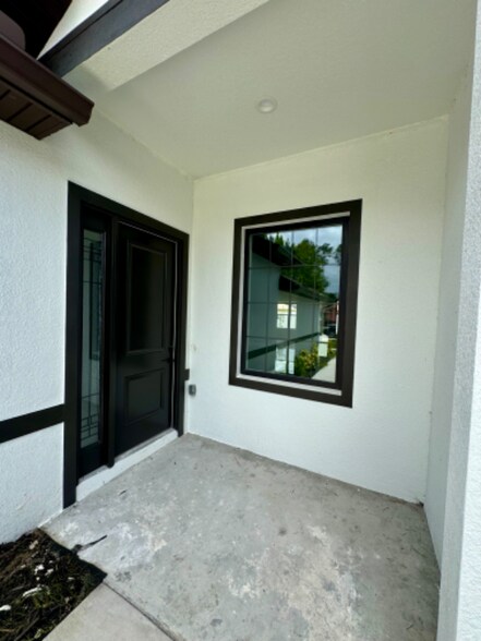 Building Photo - 20 Pine Hill Ln