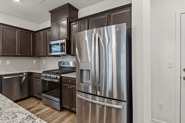 Building Photo - Earn Wealth While Leasing - Like a Homeowner - Lease to Own