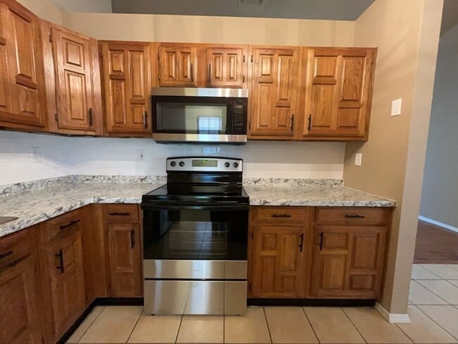 Building Photo - 6703 Fire Hill Dr
