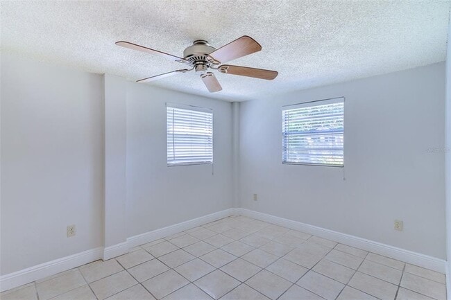 Building Photo - 3315 W Empedrado St