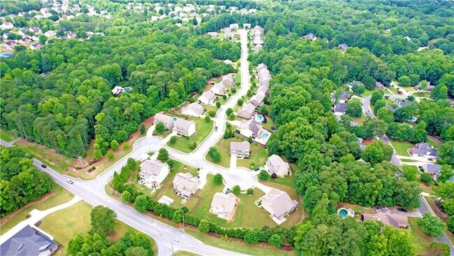 Building Photo - 3731 Ivy Lawn Dr NE