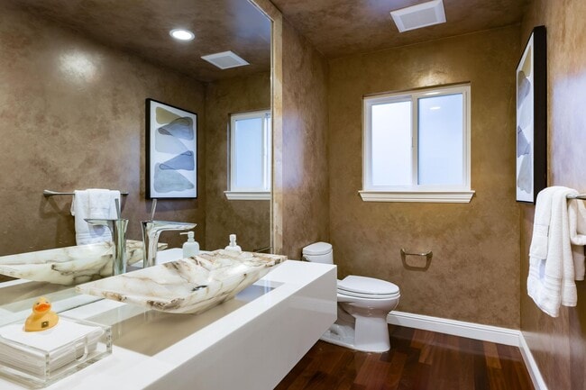 Building Photo - Meticulously Upgraded Los Altos Estate on Over an Acre