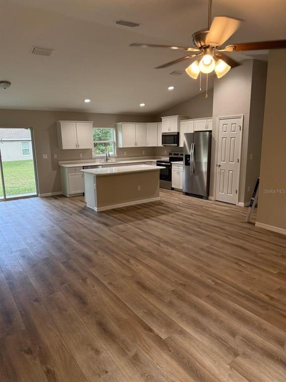 Building Photo - 14851 SE 35th Ct