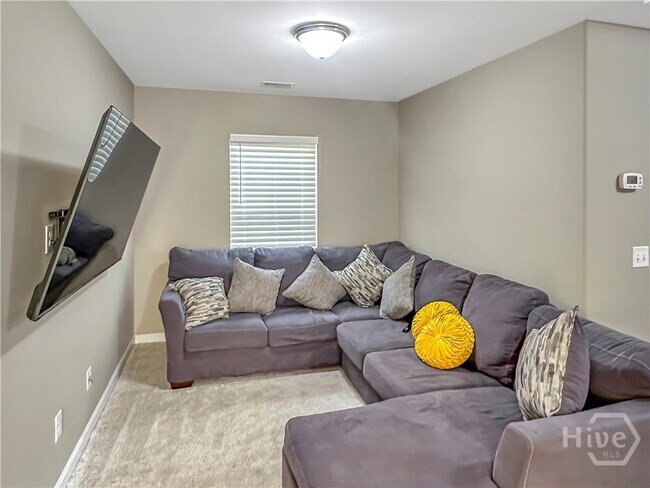 Building Photo - 278 Willow Point Cir