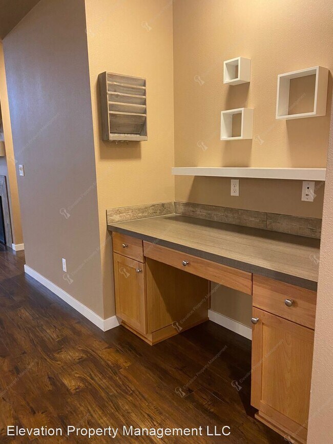 Building Photo - 3 br, 2 bath House - 20778 SE Hollis Ln