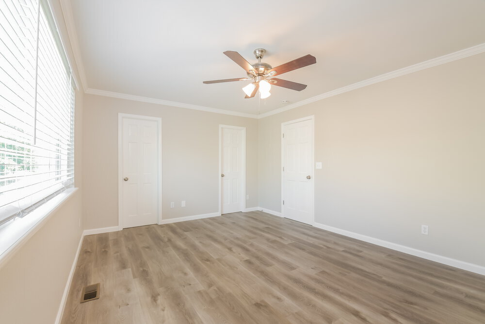 Building Photo - 10523 Holyoke Dr