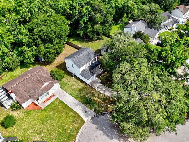 Building Photo - 517 Tuxedo Ct