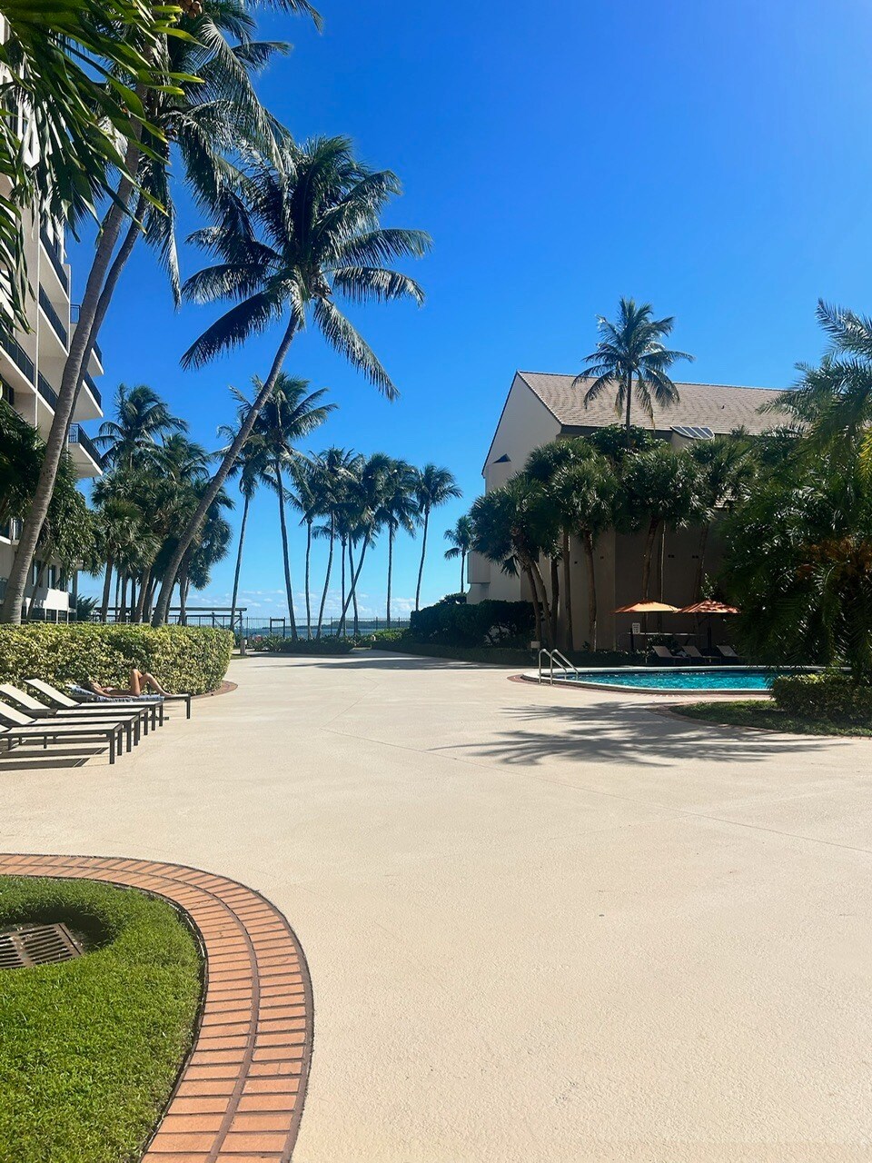 Building Photo - 540 Brickell Key Dr