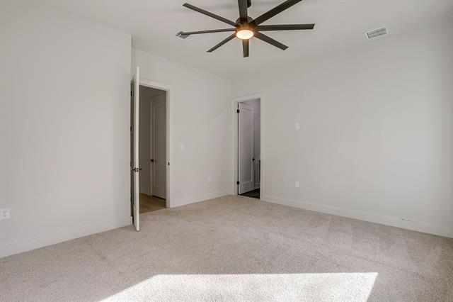 Building Photo - 6301 Tiffany Oaks Ln