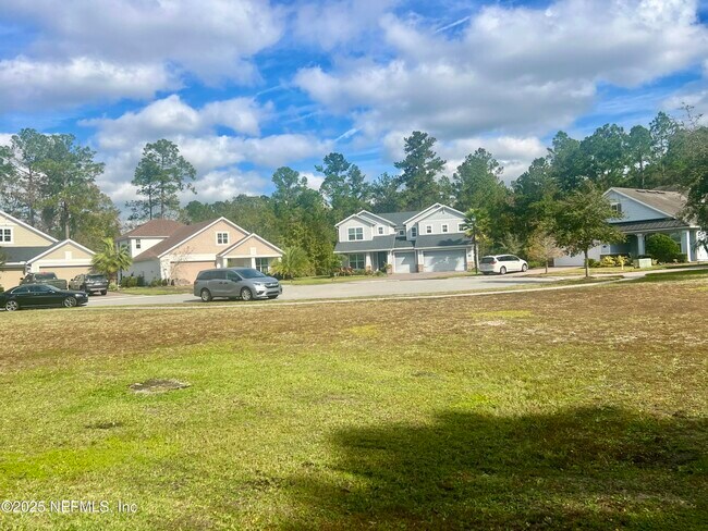 Building Photo - 242 Orchard Ln