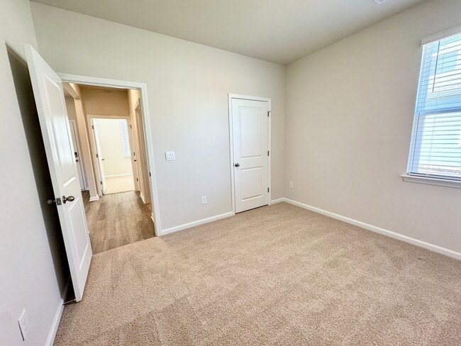 Building Photo - Brand New! Central Conway Location in Kingston Bay! Beautiful Pond View!