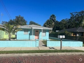 Building Photo - 1/1 Duplex Downtown Tarpon Springs