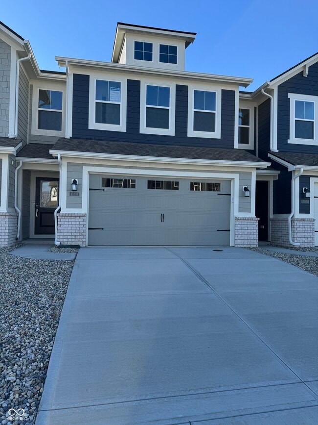 Building Photo - 15203 Farrington Rd