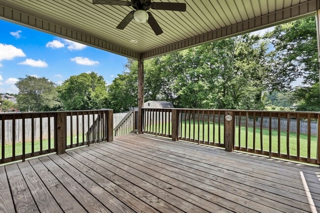 Building Photo - 987 Promenade Dr