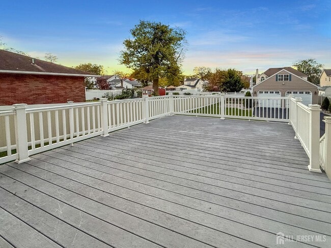 Building Photo - 207 Remsen Ave