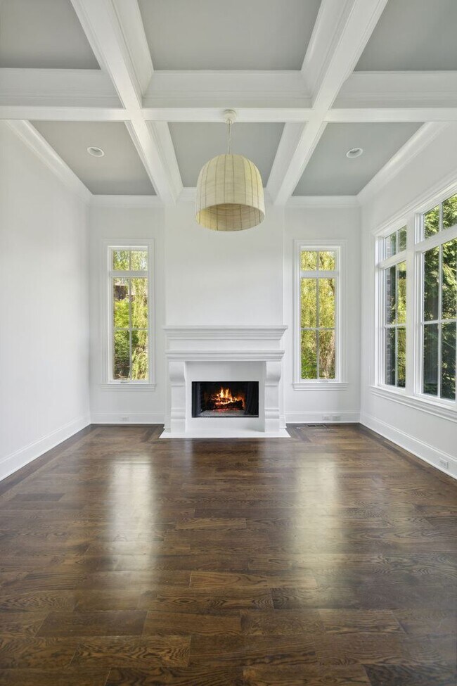 Building Photo - 3 Crooked Stick Ln
