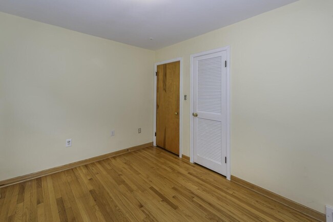 Building Photo - 1616 Morton Ave