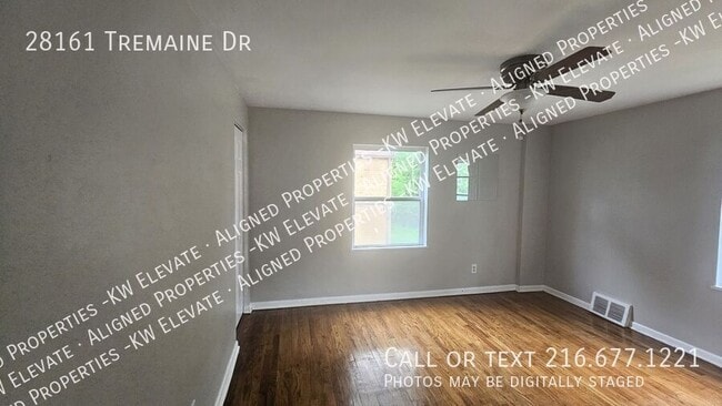 Building Photo - 28161 Tremaine Dr