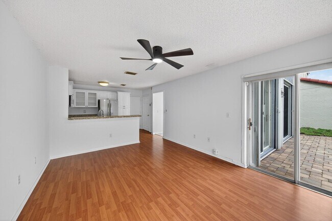 Building Photo - 191 NW 118th Dr