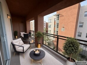 Building Photo - Terrific 2-Bedroom Condo in Guard gated community