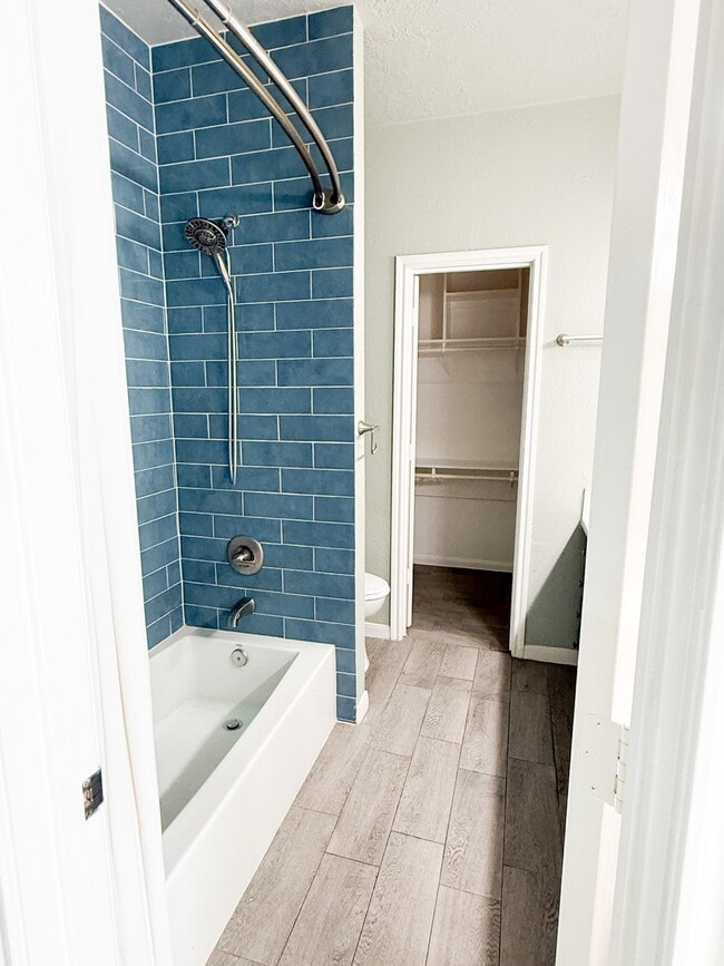 Building Photo - 3348 Reeves St